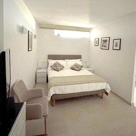 Tiberi Capri Apartment Екстериор снимка